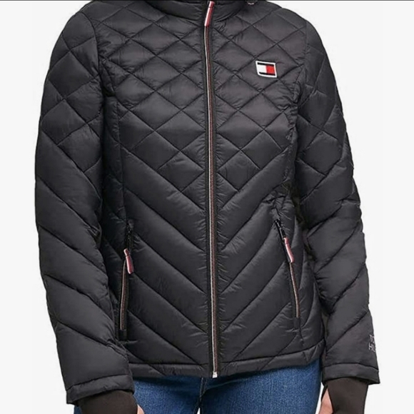 Tommy Hilfiger Jackets & Blazers - Tommy Hilfiger puffer hooded jacket